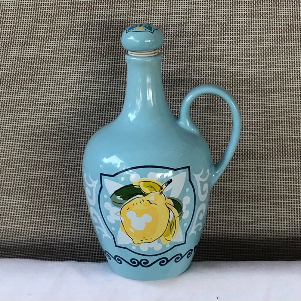 Rare Disney Store Japan Mickey Mouse Pitcher Decanter World Showcase Italy
